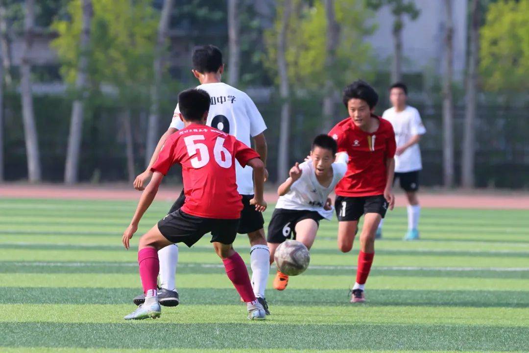 莱万：我希望不仅在西甲，未来在欧冠也有今天这样的胜利