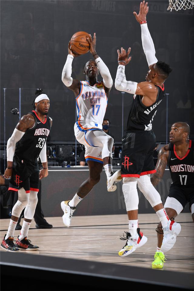 疑成为焦点 疑成为焦点