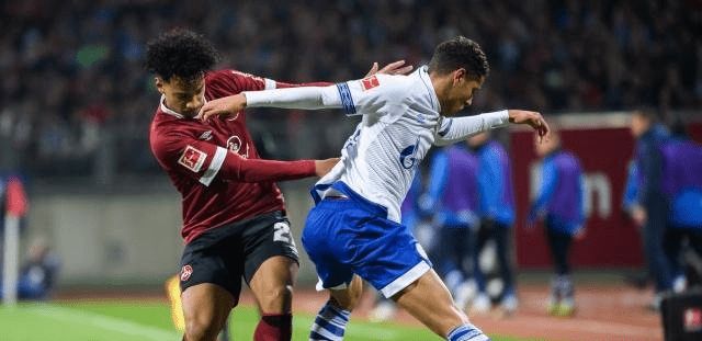 尽管赛前并 尽管赛前并