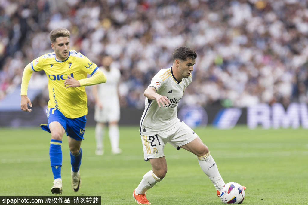 大的轰动 大的轰动