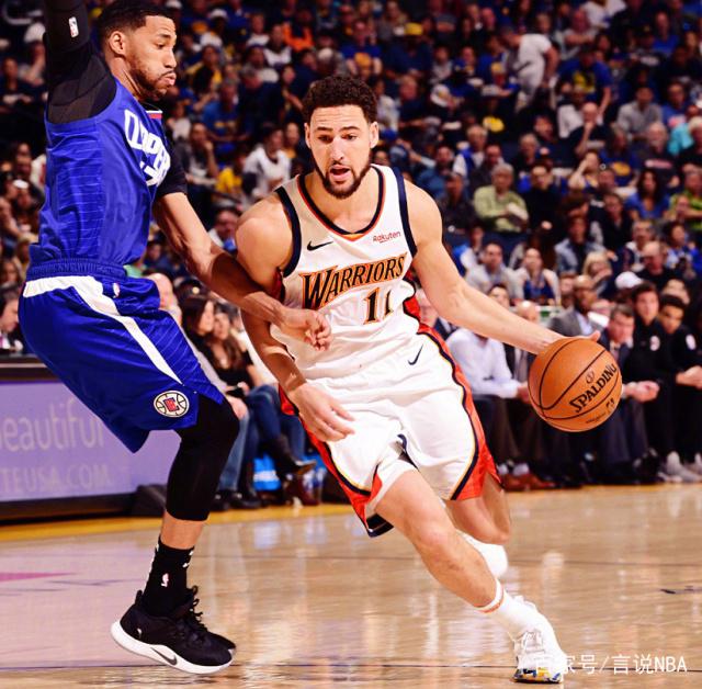 布朗36分绿军再胜魔术总分2-0！波神挂彩塔图姆伤停 班凯罗32分